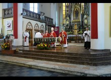 Msza św. z udzieleniem sakramentu bierzmowania uczniom klas III Gimnazjum