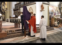 Liturgia Męki Pańskiej - Wielki Piątek
